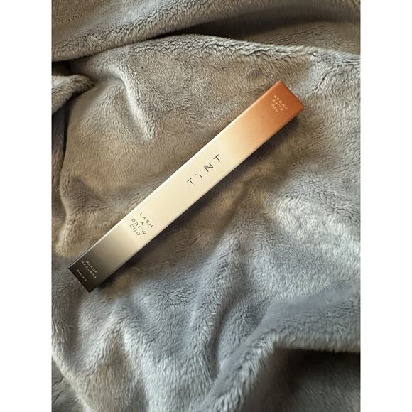 Makeup Lot New Products Eyes, Brows, Lips, Face, Body - Assorted Brands - Picture 10 of 12